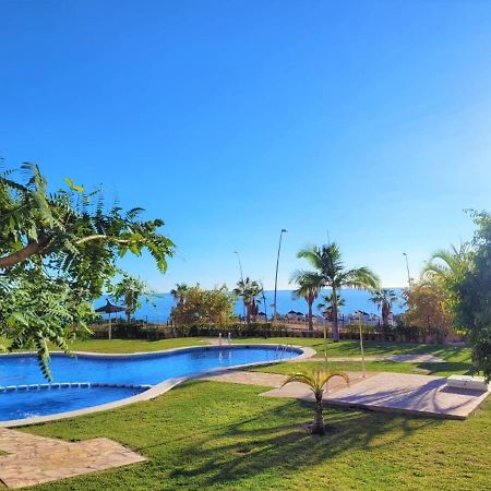 Espacioso Apartamento Con Preciosos Jardines Y Bbq イスラ・プラナ エクステリア 写真