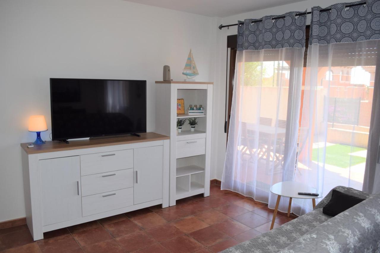 Espacioso Apartamento Con Preciosos Jardines Y Bbq イスラ・プラナ エクステリア 写真