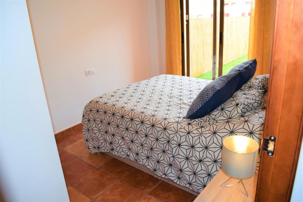 Espacioso Apartamento Con Preciosos Jardines Y Bbq イスラ・プラナ エクステリア 写真